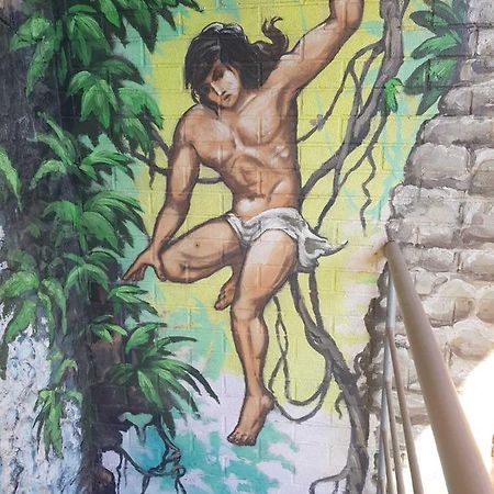 Jungle - Дом-Сказка У Моря โอเดสซา ภายนอก รูปภาพ